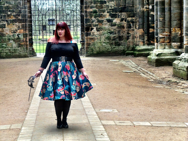 Big Fashionista wearing a Lindy Bop Masquerade Skirt