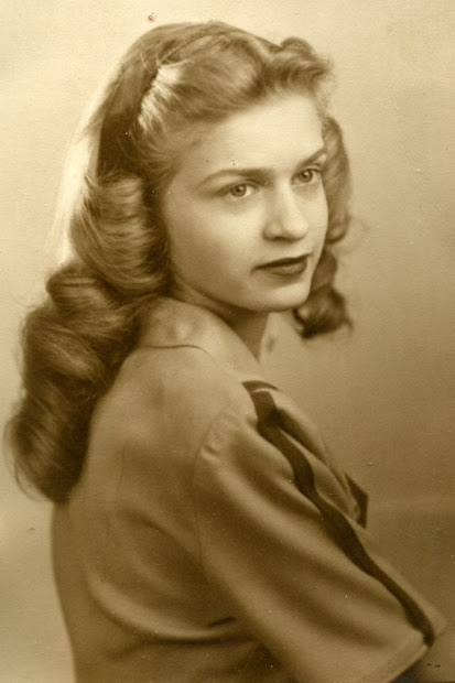 victory rolls hairstyle