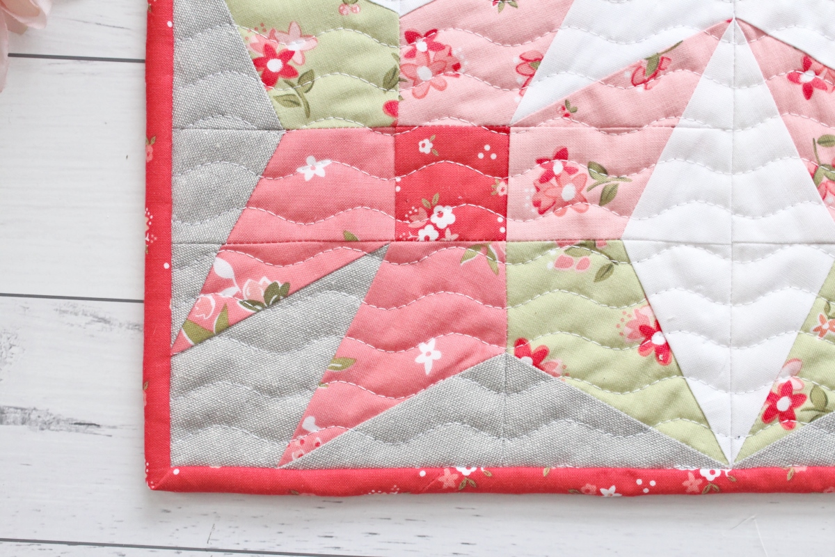 Daphne Mini Quilt PDF Pattern Threadbare Creations