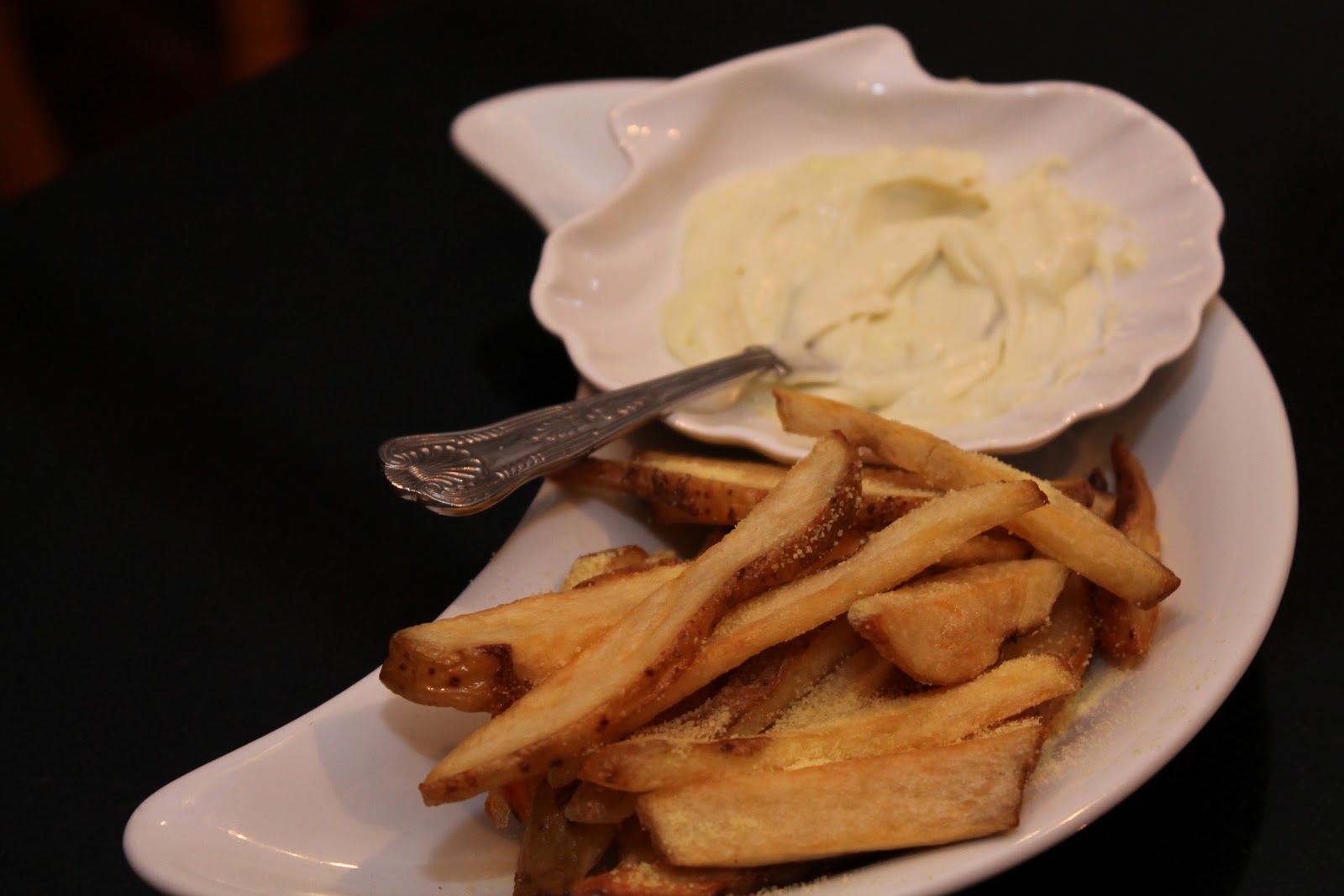 Serena's Medium Rare Seasoned French Fries and Wasabi Mayo