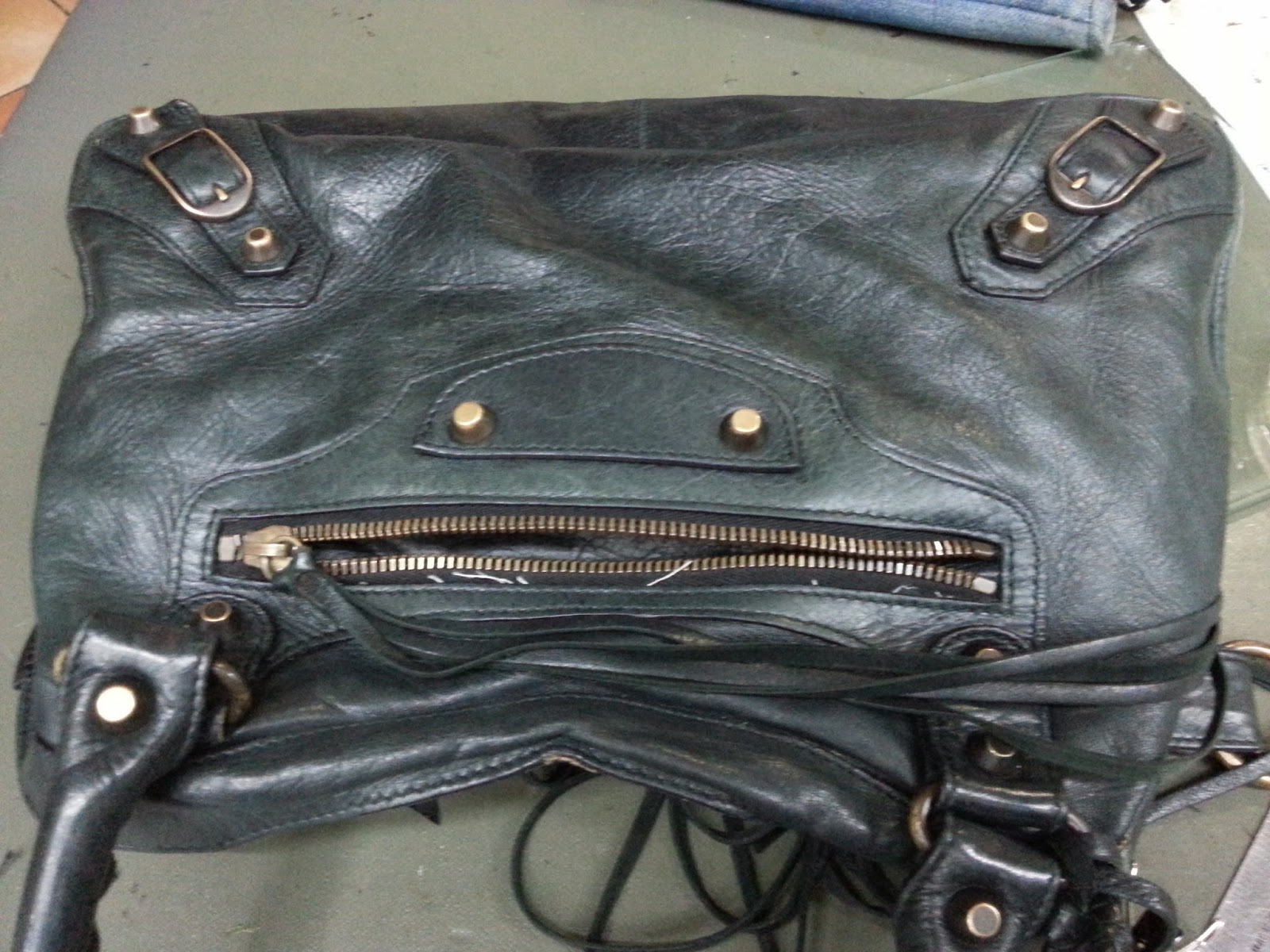 Balenciaga bag repair, bag handle repair, bag stitching, Leather