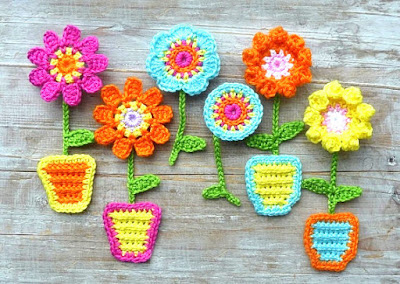 crochet applique flowers