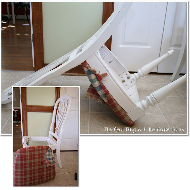 Tutorial and step by step directions on how to recover a chair. #DIY #RealCoake