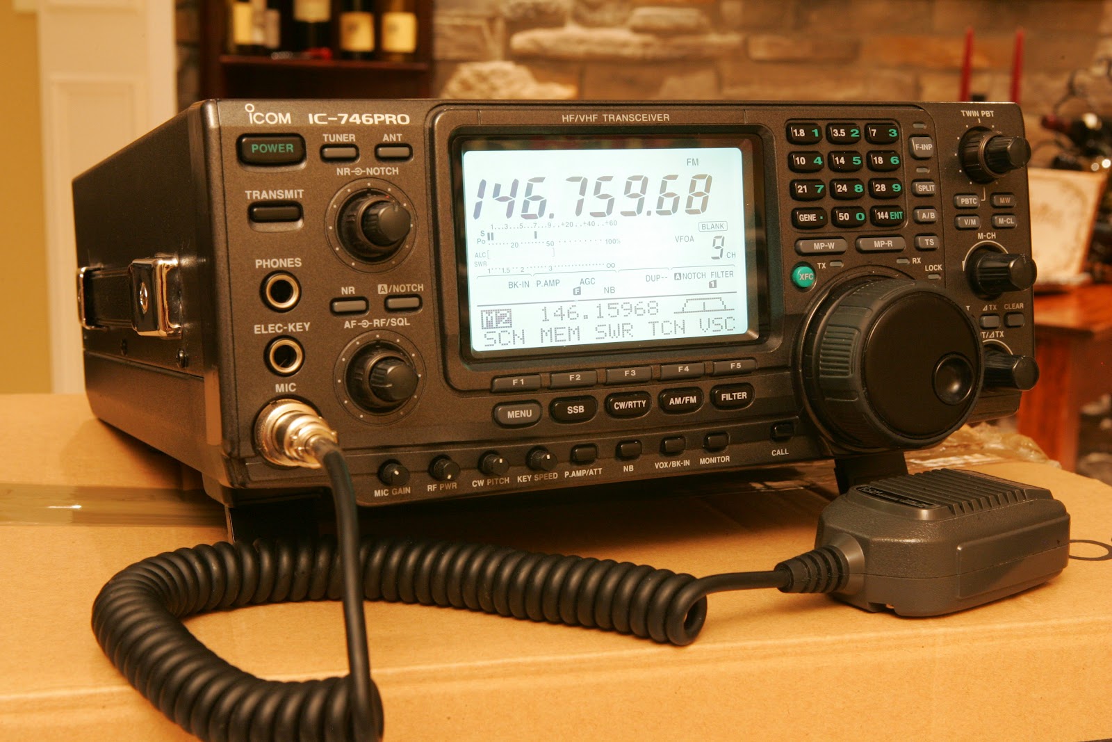 Icom 756pro3. Icom ic-746pro. Трансиверы icom 746pro. Кан трансивер. Icom ic-756proiii.