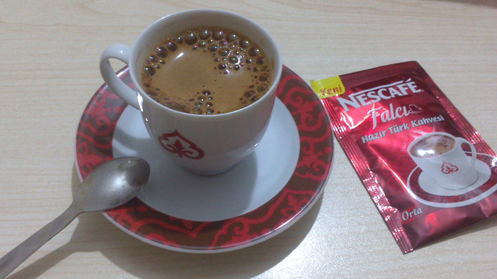 Leithygurumi Nescafe�den Falcı, Hazır Türk Kahvesi