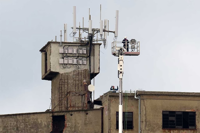 Antenna maintenance, old silos, port of Livorno