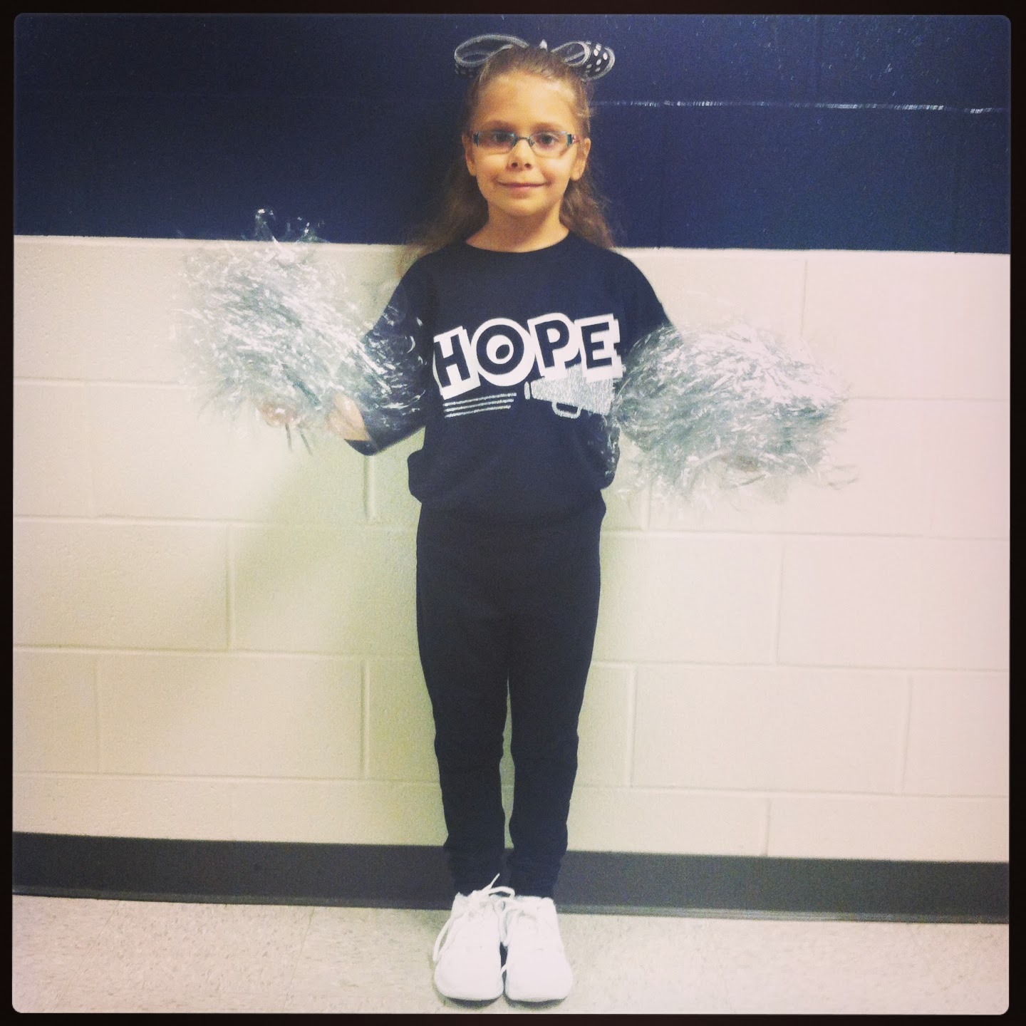 Krazy Kuehner Days: DIY Cheerleading bows