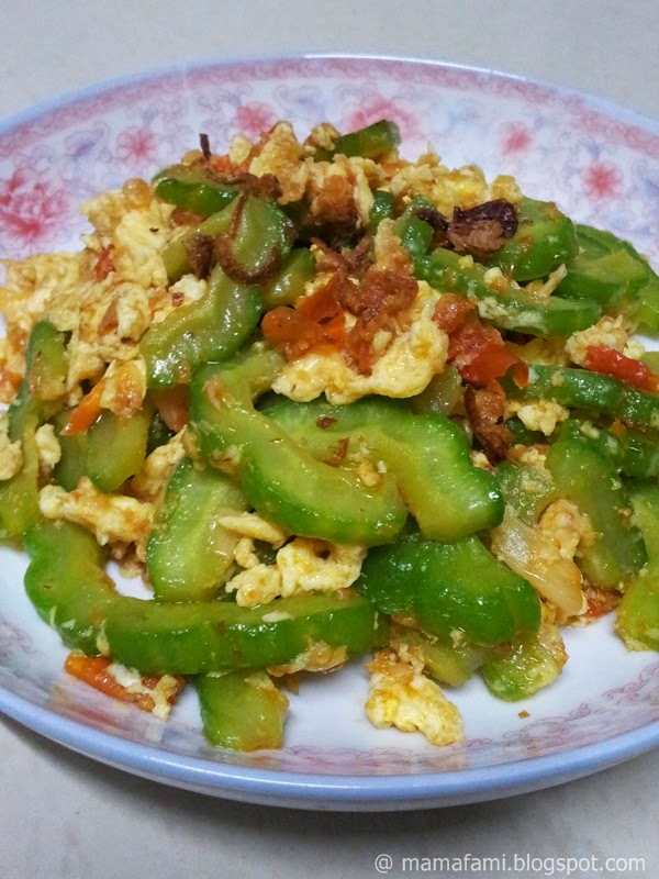 MamaFaMi's Spice n Splendour Fried bitter gourd with eggs