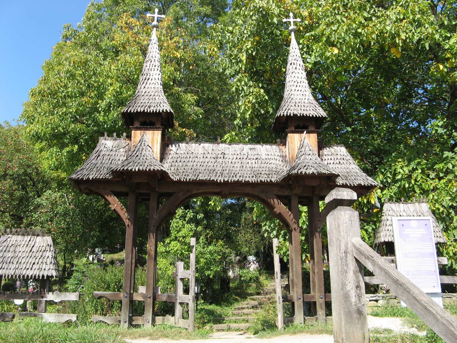 Wooden Churches and Folk Architecture of Central & Eastern Europe ...