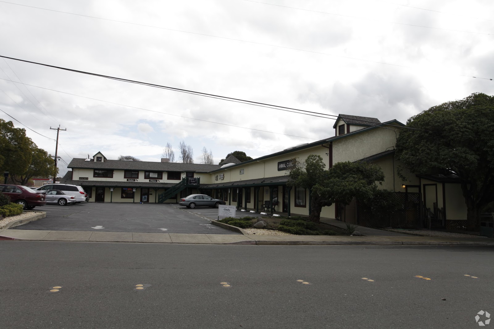 Premier Commercial Real Estate Premier Commercial Leases 900 Sq Ft of