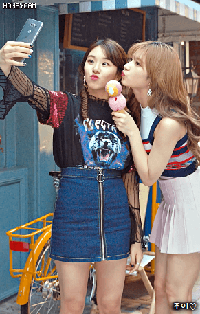 V30 광고 트와이스.gif | 인스티즈