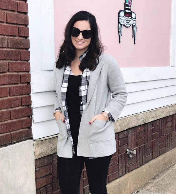 how to layer for fall, how to layer for winter, black overalls, mom style, north carolina blogger, casual style