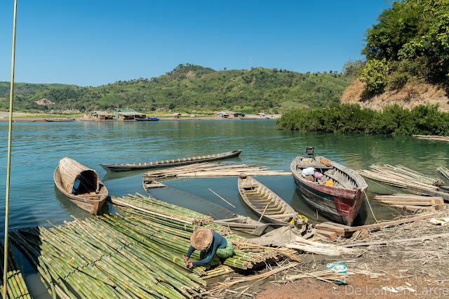 Village de Kainchaung-Rivière Lemro-Birmanie-Myanmar