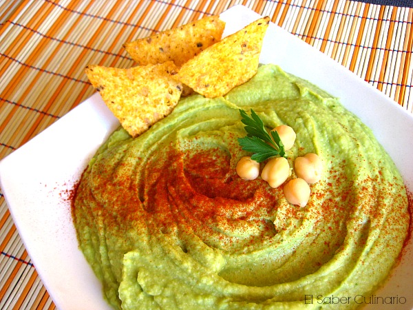 Cómo hacer hummus de aguacate con tahini para dipear | El Saber Culinario