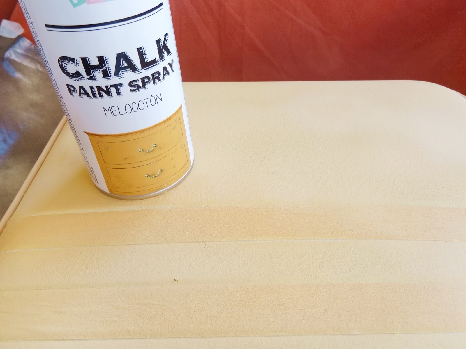 Antes y Después de una maleta con Chalk Paint en Spray HANDBOX