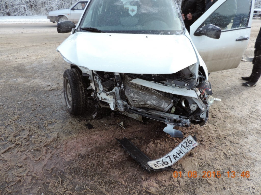 авария в пятигорске на калинина. авария в пятигорске на калинина. дтп в городе пятигорске за 11 декабря в районе ромашка. новости пятигорска происшествия последние. пятигорск происшествия.