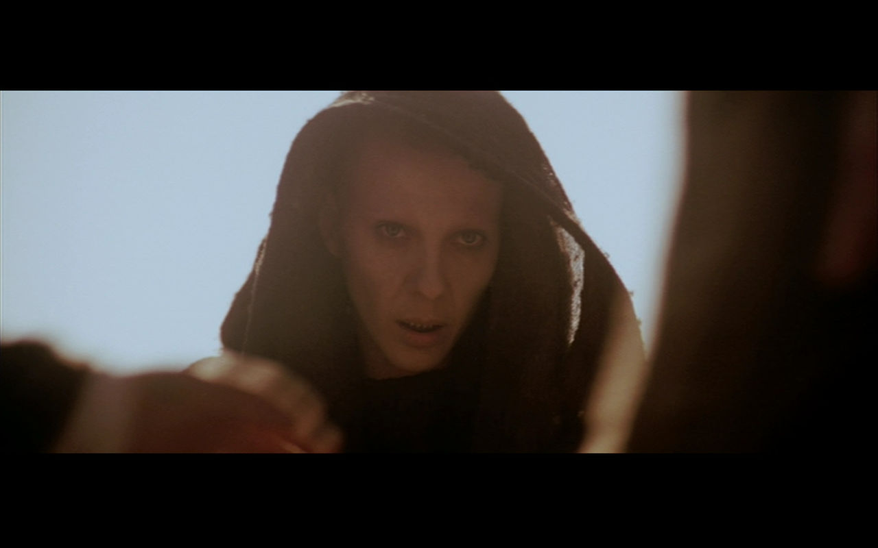 Страсти христовы дьявол. Страсти христовы сатана розалинда. Розалинда челентано сатана в страстях христовых. Розалинда челентано страсти христовы. Страсти христовы 2004 дьявол.