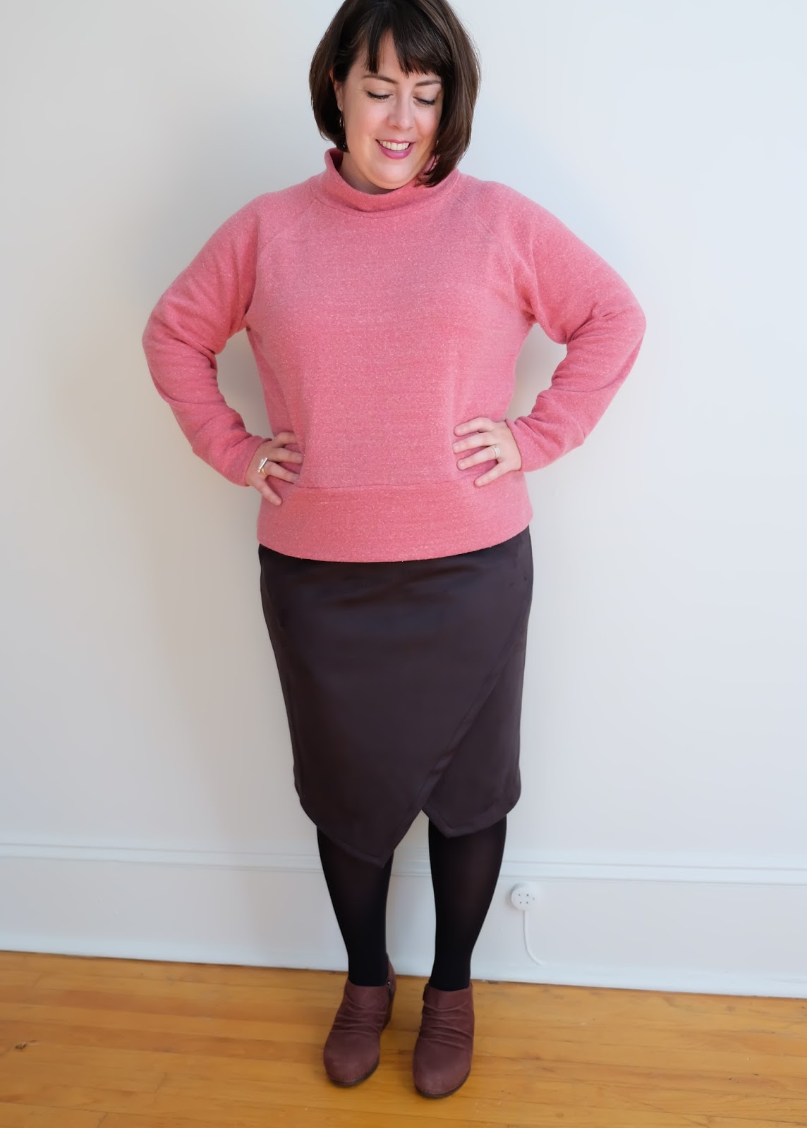 Cookin' & Craftin' Sueded Scuba Style Arc Halle Skirt