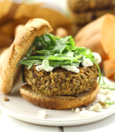 LENTIL AND MUSHROOM VEGGIE BURGERS