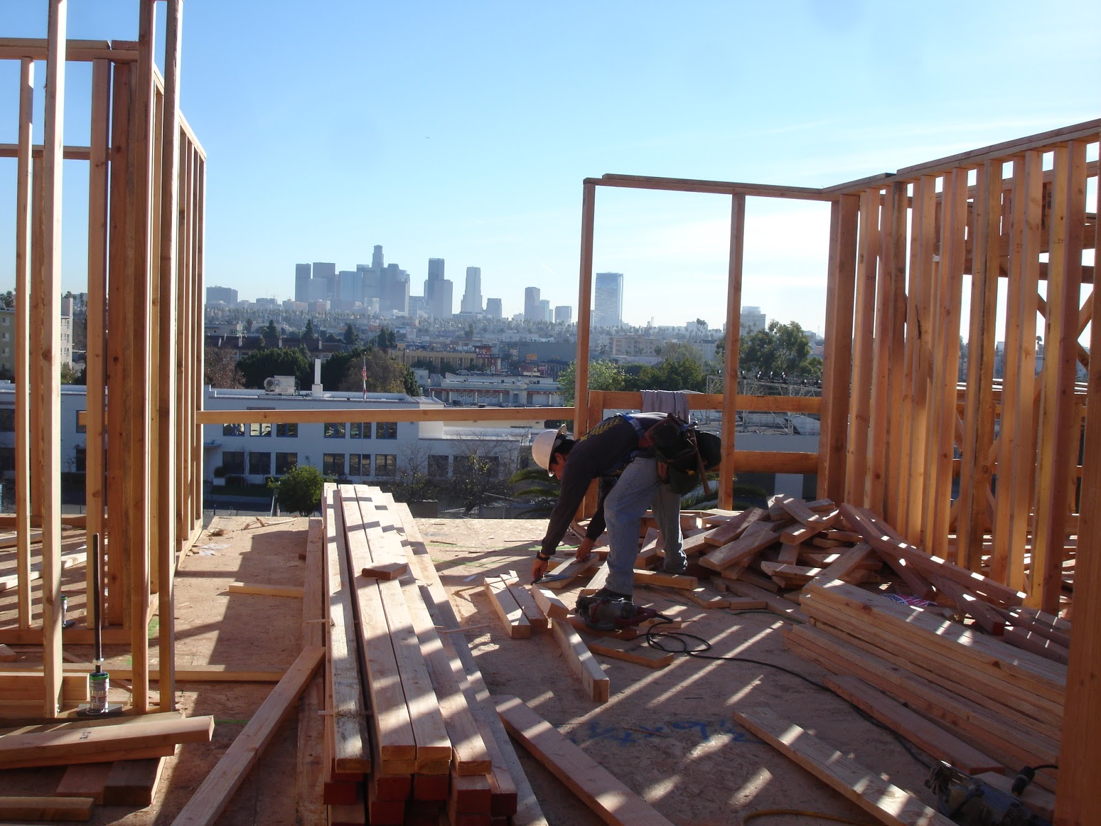 PSL Architects: The Serrano - wood framing almost finished...