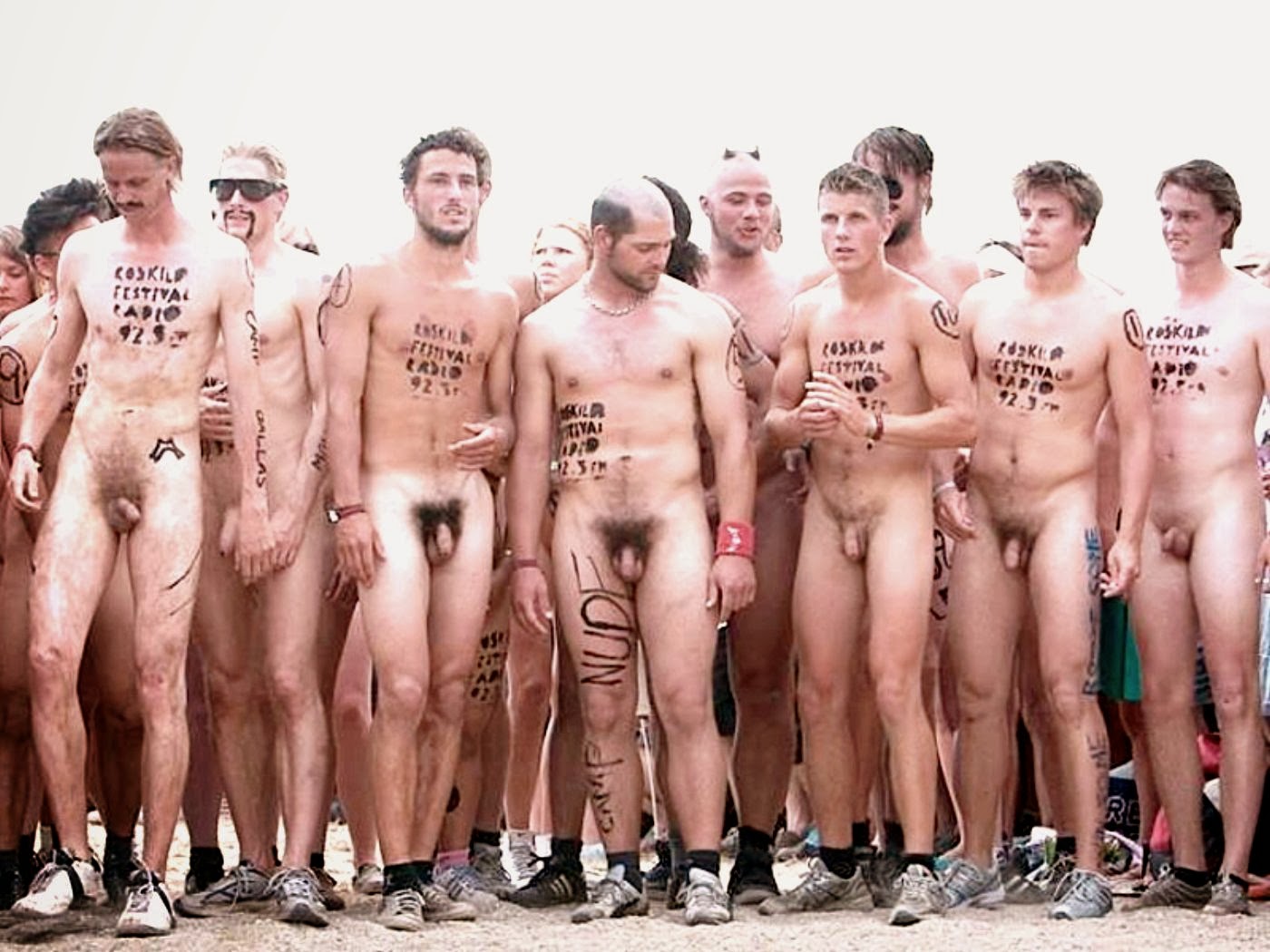 конкурс с голыми мужиками фото 67
