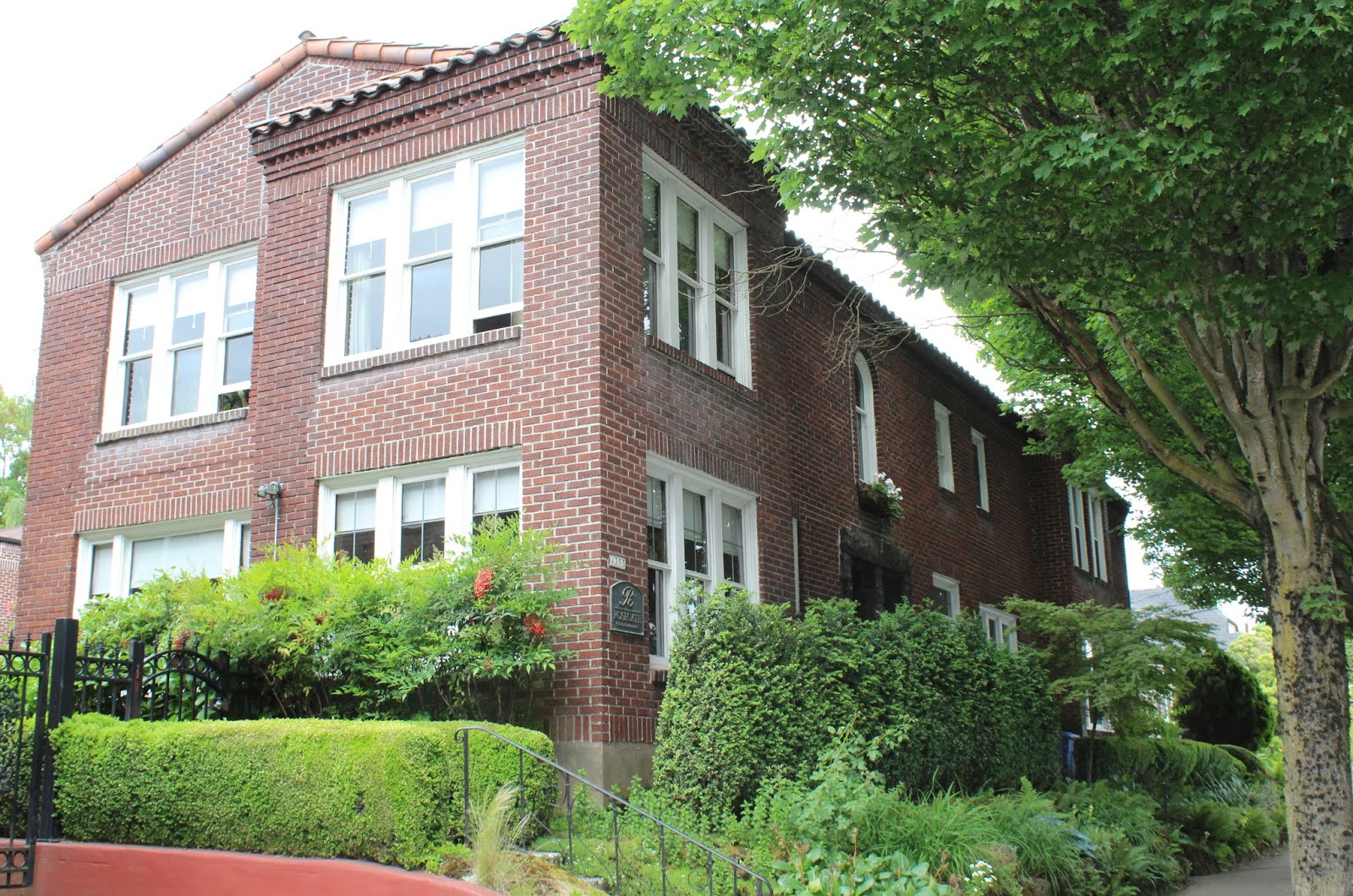 ABT UNK Those Places Thursday Rosegate Condominiums / Beacon Arms Apartments An Ewald Pape