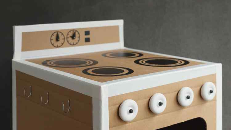 Cara Mudah Membuat Mainan Dapur dari Kardus Bekas