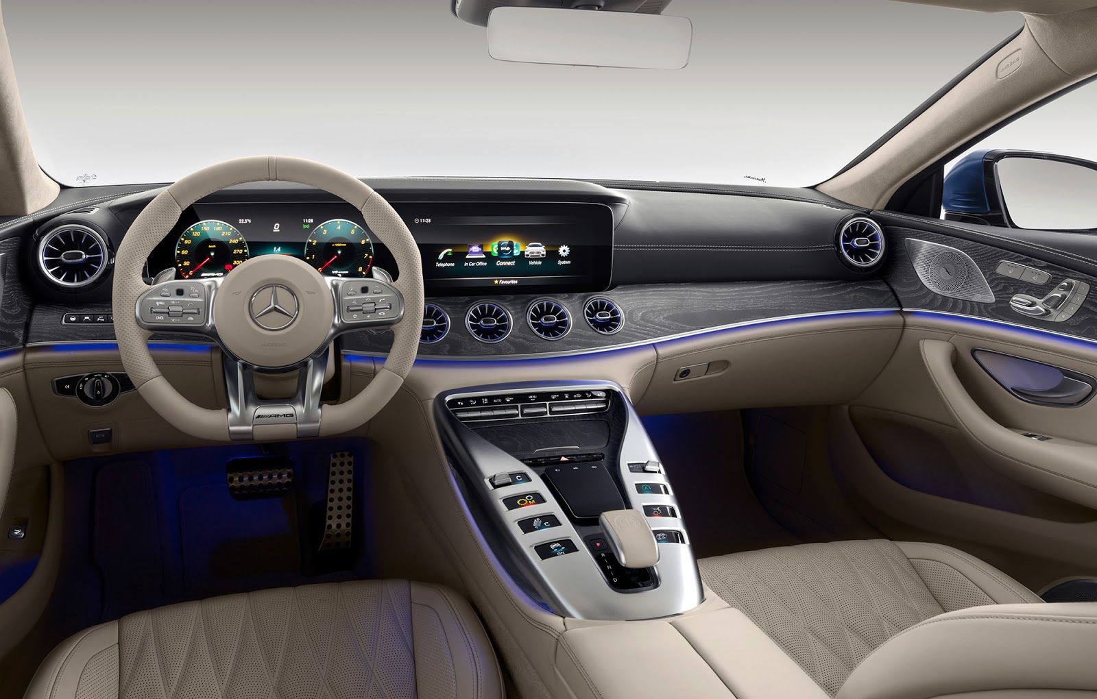 Mercedes Benz AMG gt салон