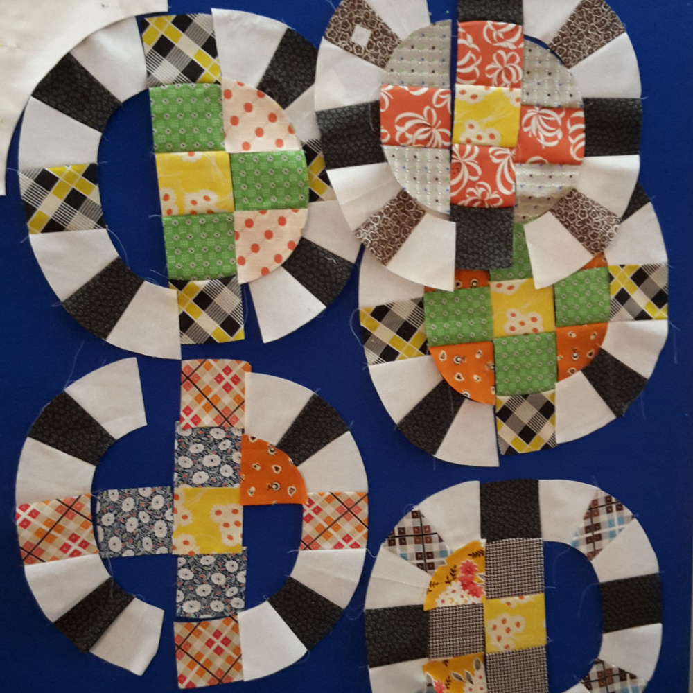 easypatchwork with Karen Ackva cog + wheels quilt