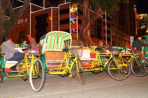 The colorfil Tricyclos of Macau