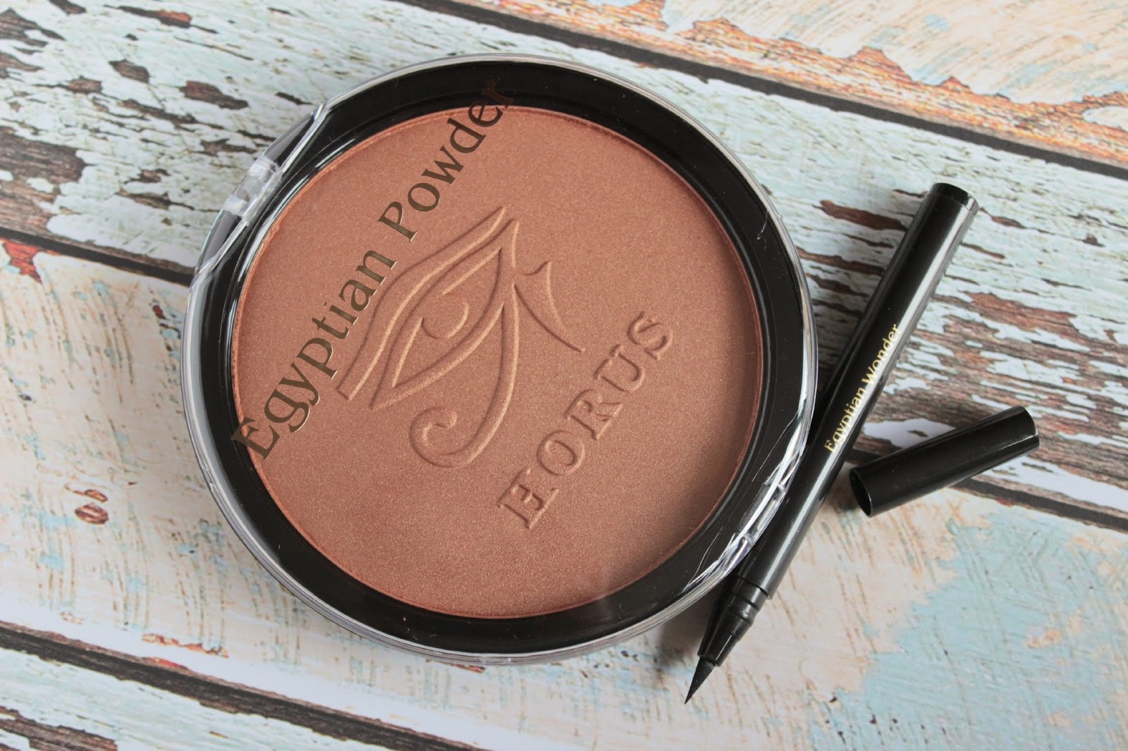 Leanne's Way Huishoudbeurs + Horus Egyptian Bronzing Powder