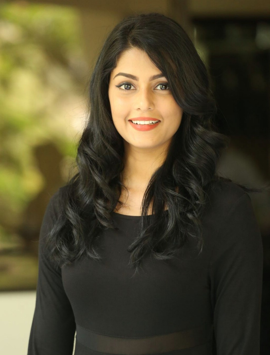 High Quality Bollywood Celebrity Pictures Anisha Ambrose