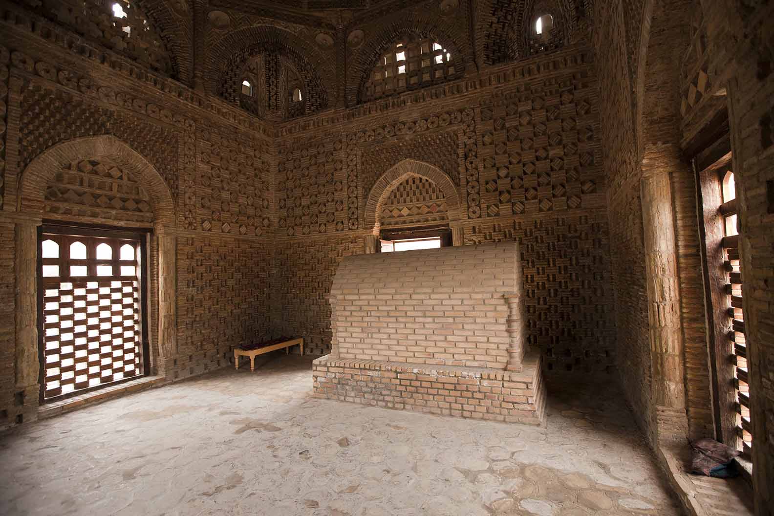 мавзолей бухара. мавзолей саманидов в бухаре. мавзолей бухара. мавзолея самонитов бухара. мавзолей исмаила самани в бухаре.