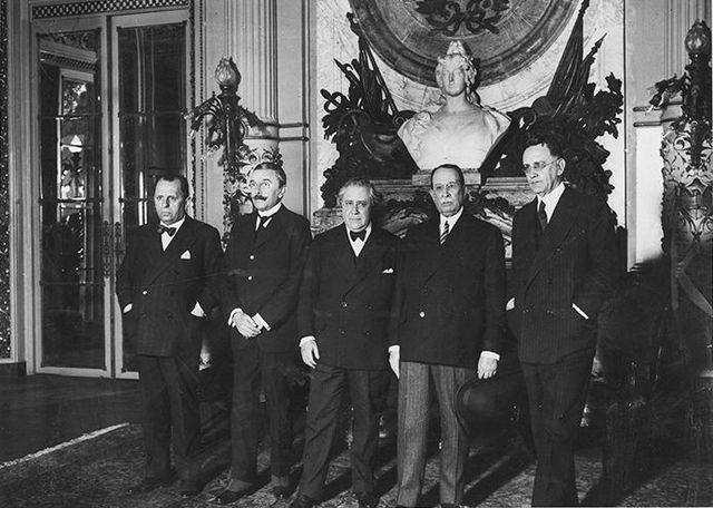 BIBLIOTECA POPULAR ROTARIA: Golpe del Estado de 1930