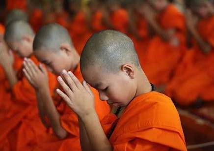 Doa Sehari Hari Agama Buddha Lengkap
