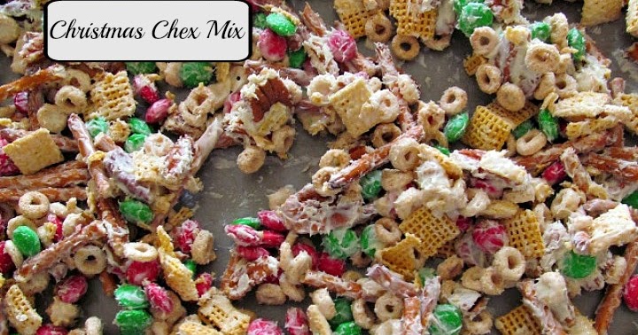 How to make Easy Christmas Chex Mix