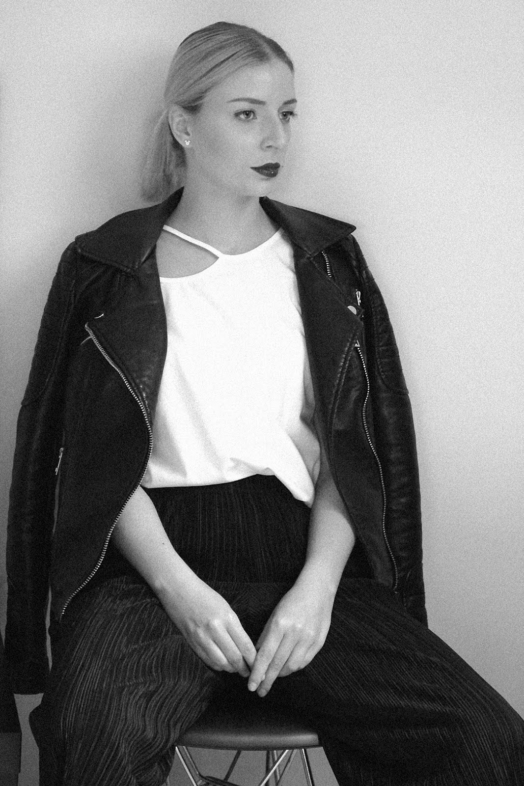 Turn it inside out COLD SHOULDER