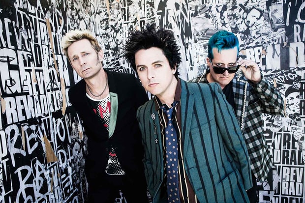 Video: Green Day - "Revolution Radio" (En Vivo)