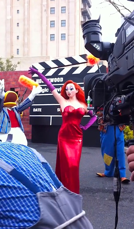 ImNotBad.com - A Jessica Rabbit Site: Roger Rabbit's Toontown Dream ...
