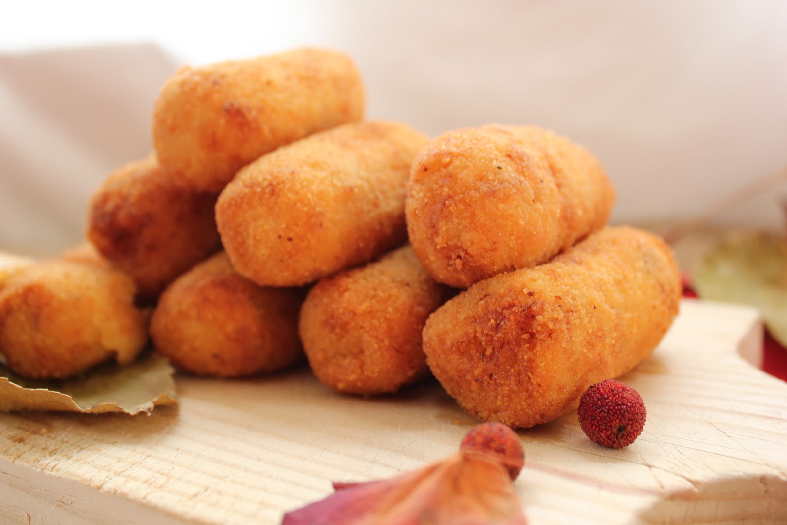 Croquetas Caseras de Pollo y Jamón - Cocinando con las Chachas