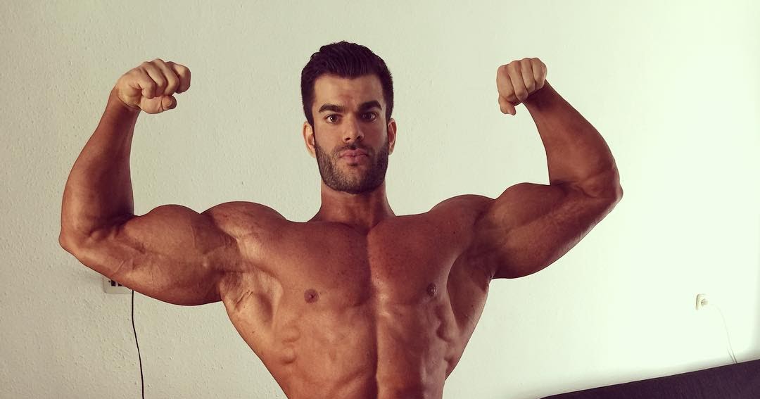 David Martinez Campos is a young and very tall bodybuilder. 