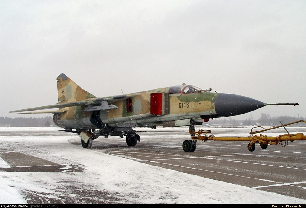 MIG-23ML+6148+LIBIO+KUBINKA+11-2007.jpg