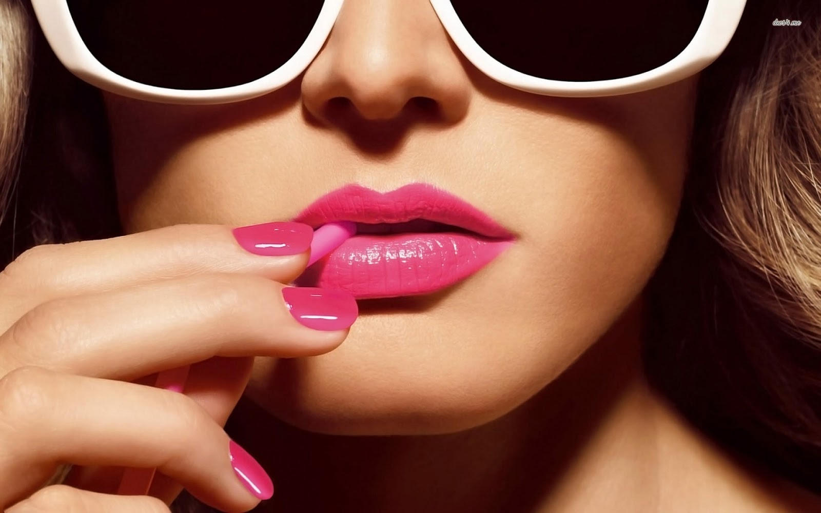 Get Rosy Pink Lips With These Effortless Tips
