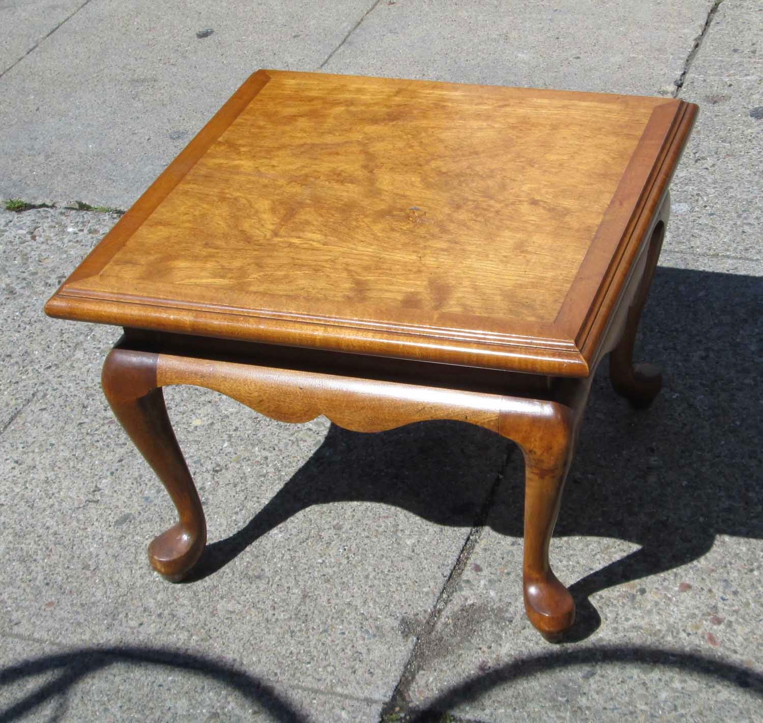 UHURU FURNITURE & COLLECTIBLES: SOLD Wood End Table with Cabriole Legs