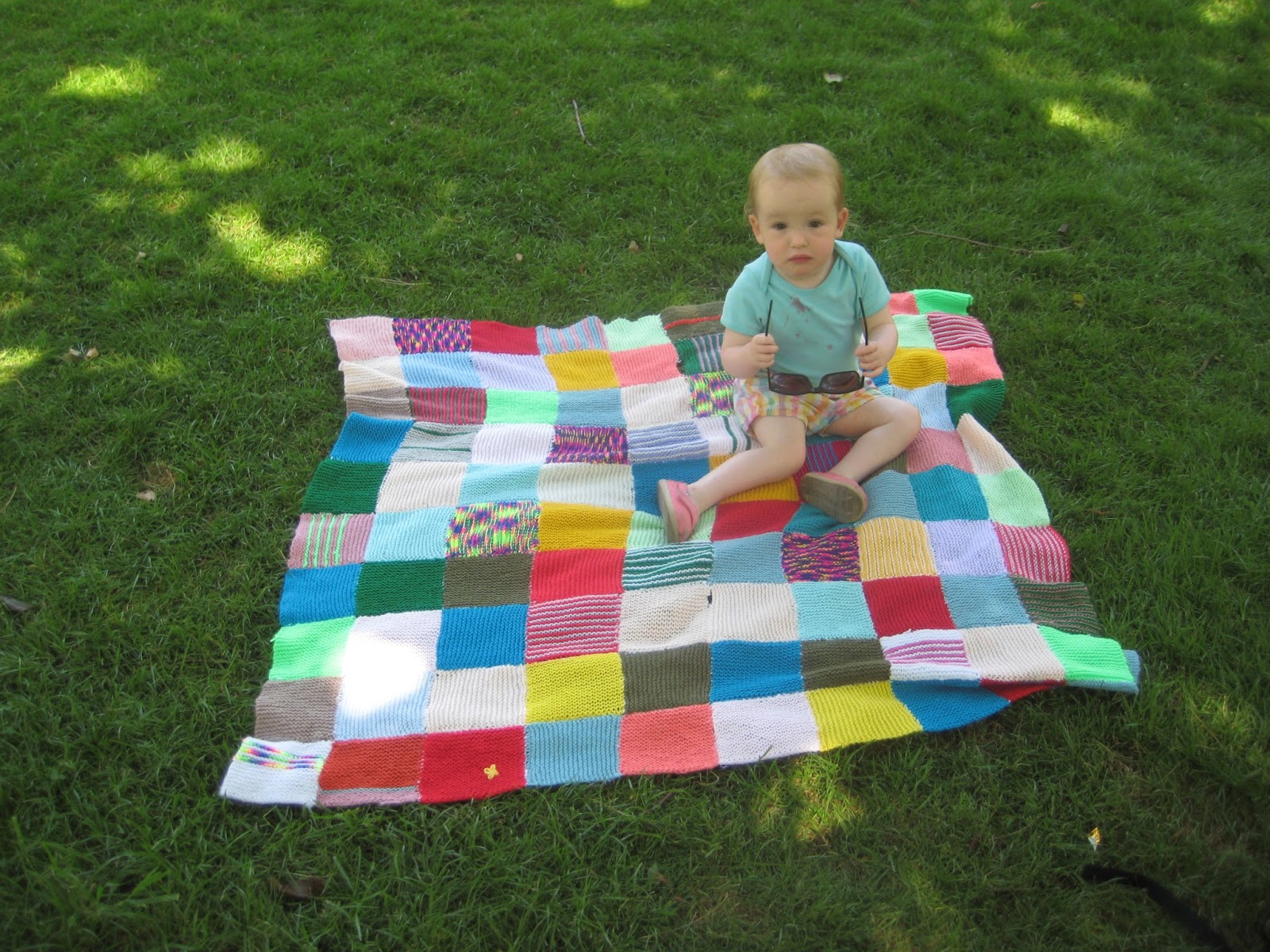 dropstitch blanket on the ground