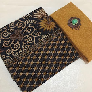 Kain Batik dan Embos 482 Pekalongan Kuning