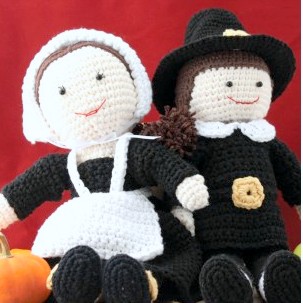 There are a lot of cute fall and Thanksgiving related crochet patterns out there! This article lists a couple of the best ones! From pilgrim amigurumi to scarecrows, from banners to hats, there's something for everyone!