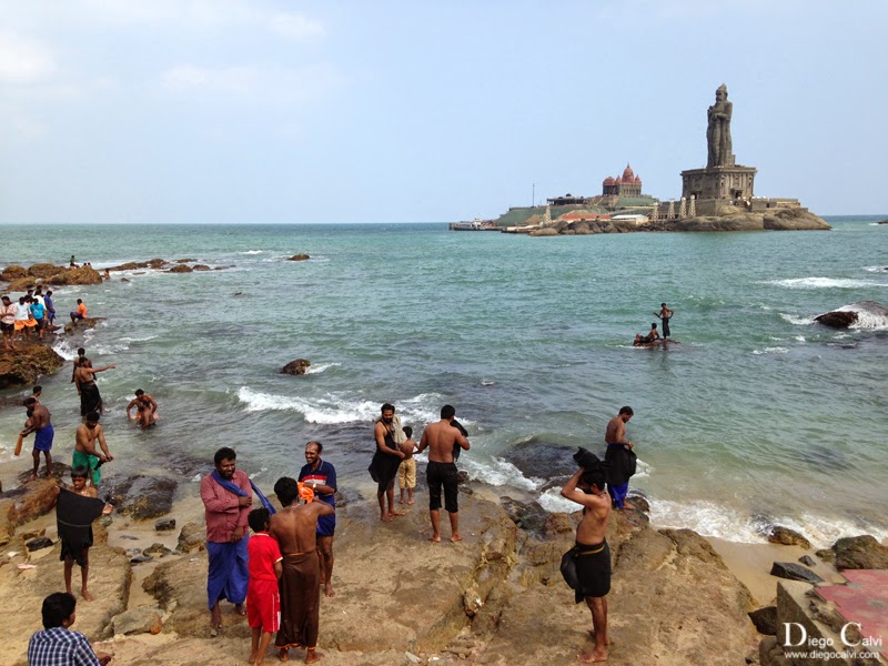 Los Colores de la India - Vuelta al Mundo - Blogs de India - Kanyakumari, ciudad de pescadores y peregrinos (1)