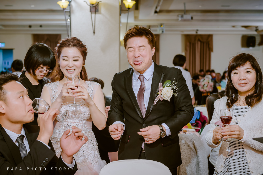 “婚攝,自助婚紗,桃園婚攝,台北婚攝,婚攝推薦,婚紗工作室,就是愛趴趴照,婚攝趴趴照,晶華園外園,晶華婚攝”