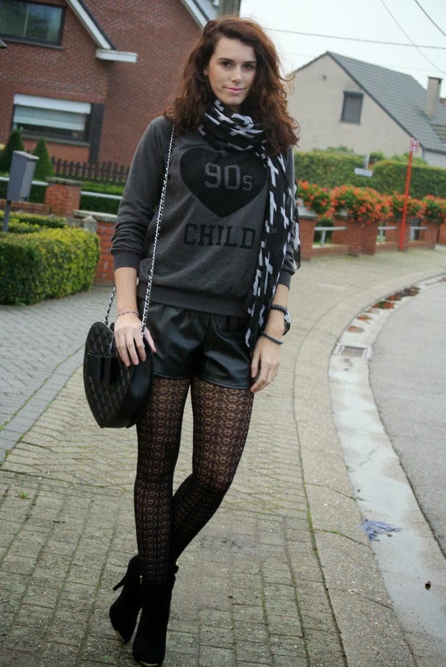 Curls and Bags: Outfit: Tights will cheer it up